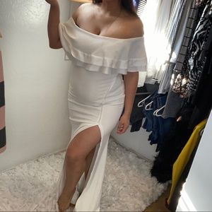Fashion Nova White Formal Dress | Size Medium
